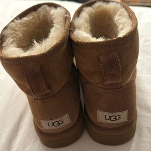 Uggs classic mini chestnut womens size 10